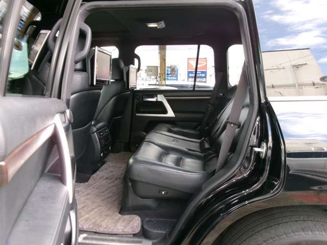 Toyota LAND CRUISER 2016-08 193836-13