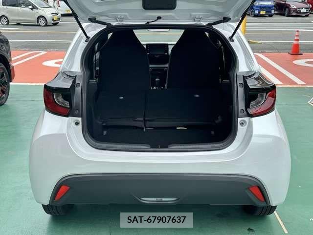 Toyota YARIS 2023-05 337015-10