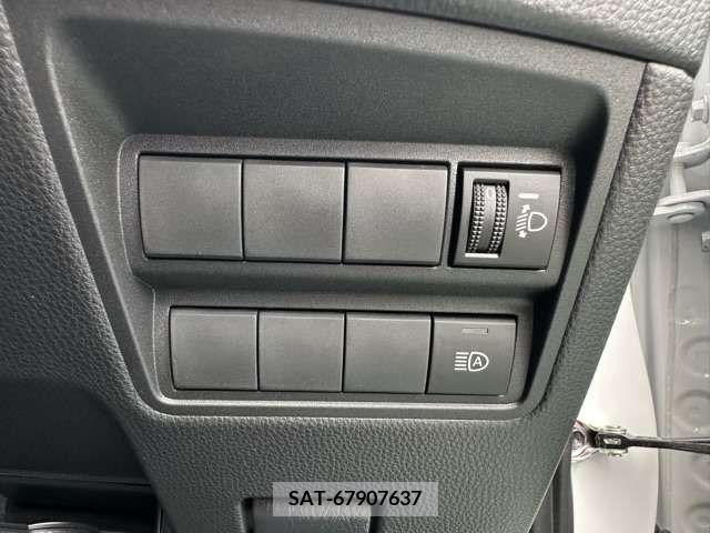 Toyota YARIS 2023-05 337015-15