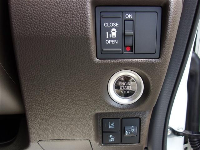 Honda N BOX 2023-06 9188-22