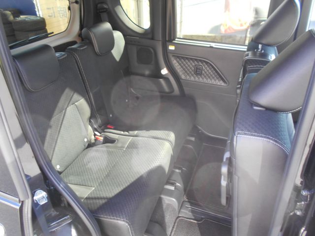 Daihatsu TANTO CUSTOM 2022-01 184463-9