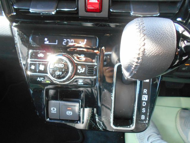 Daihatsu TANTO CUSTOM 2022-01 184463-5