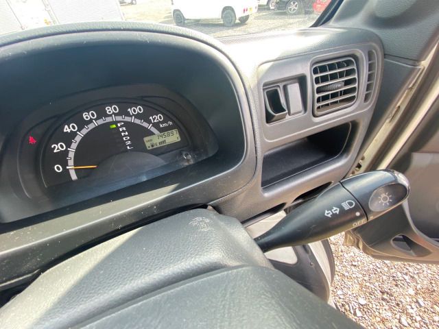 Suzuki CARRY TRUCK 2005-08 13988-16