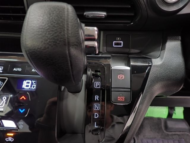 Nissan DAYZ 2020-12 18586-11
