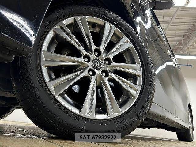 Toyota VELLFIRE 2017-12 338115-13