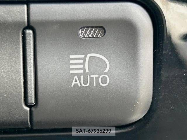 Toyota PRIUS 2018-06 215684-5