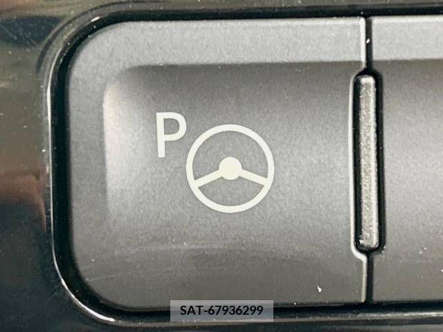 Toyota PRIUS 2018-06 215684-4