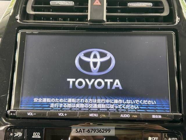 Toyota PRIUS 2018-06 215684-2