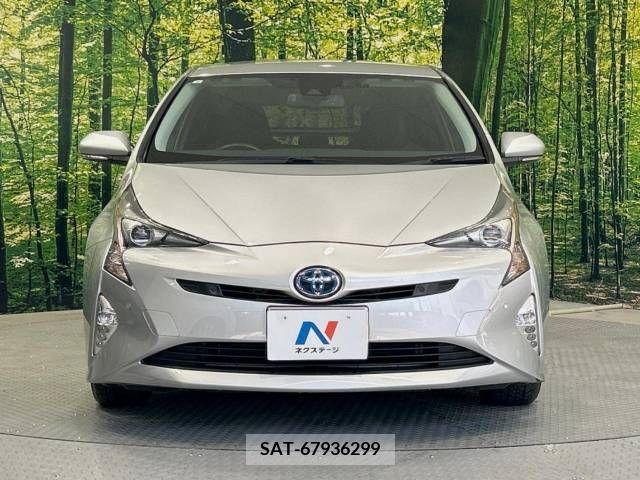 Toyota PRIUS 2018-06 215684-14