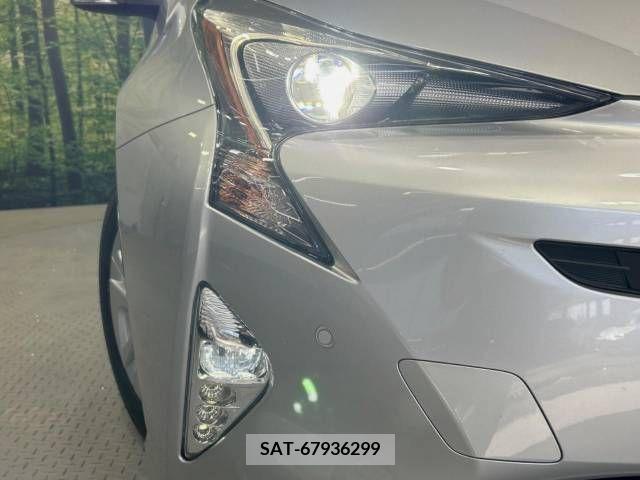 Toyota PRIUS 2018-06 215684-12