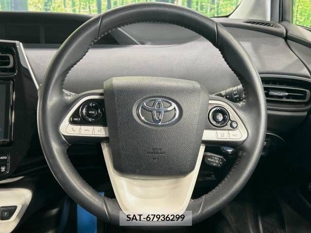 Toyota PRIUS 2018-06 215684-11