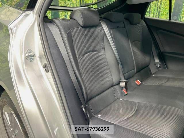 Toyota PRIUS 2018-06 215684-9