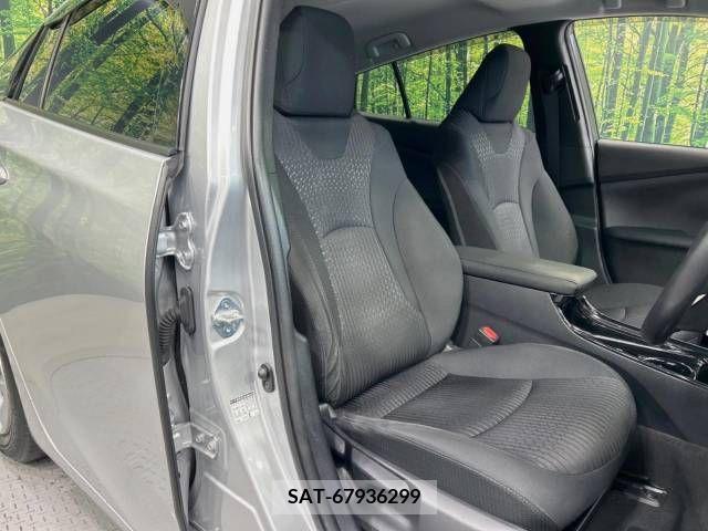 Toyota PRIUS 2018-06 215684-8
