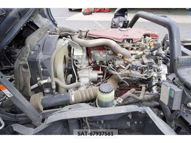 Hino DUTRO 2017-04 350300-14