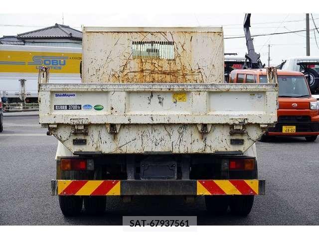 Hino DUTRO 2017-04 350300-3