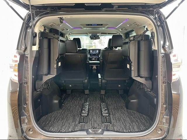 Toyota VELLFIRE 2019-03 18185-19