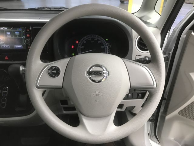 Nissan DAYZ ROOX 2018-12 28235-19