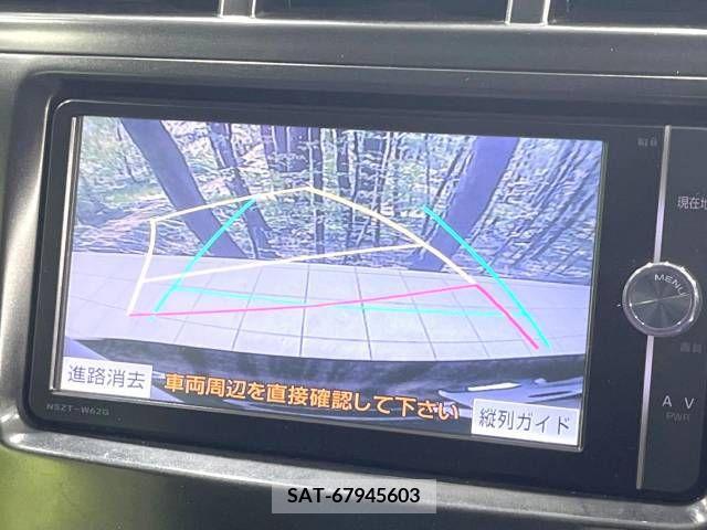 Toyota PRIUS ALPHA 2014-07 328810-3