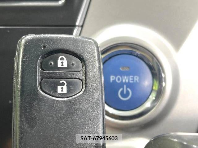 Toyota PRIUS ALPHA 2014-07 328810-5