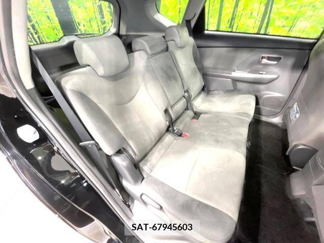 Toyota PRIUS ALPHA 2014-07 328810-9