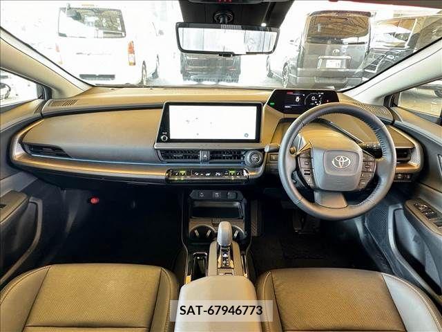Toyota PRIUS 2023-06 333024-1