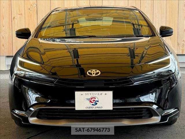Toyota PRIUS 2023-06 333024-10
