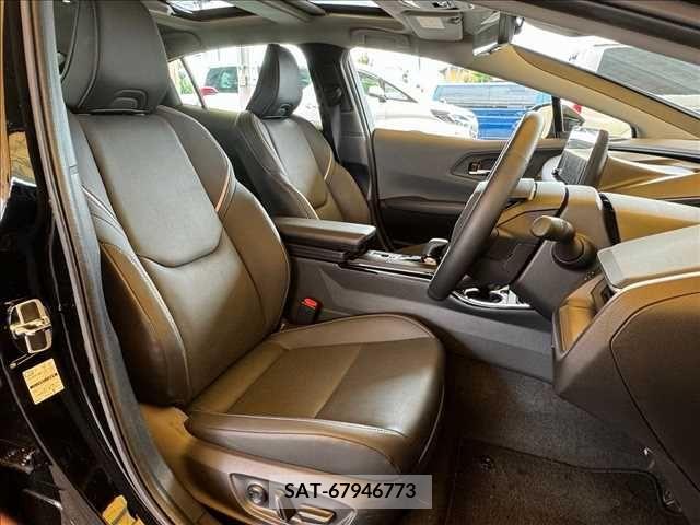 Toyota PRIUS 2023-06 333024-9