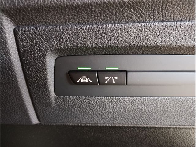 Bmw 1 SERIES 2018-03 180436-23