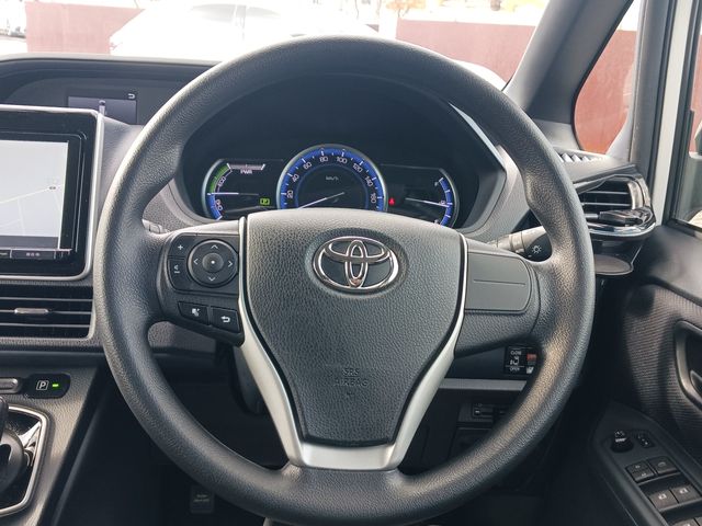 Toyota NOAH HYBRID 2014-03 187502-12