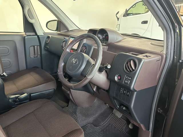 Toyota PORTE 2013-02 196151-17