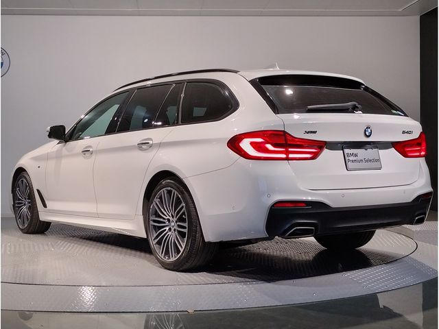 Bmw 5 SERIES 2017-12 697-2