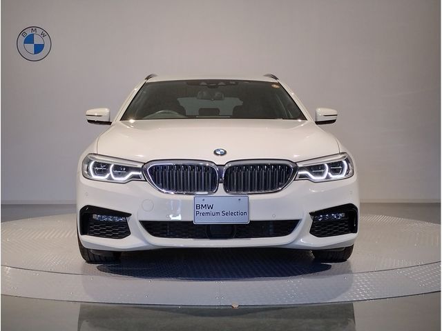 Bmw 5 SERIES 2017-12 697-7