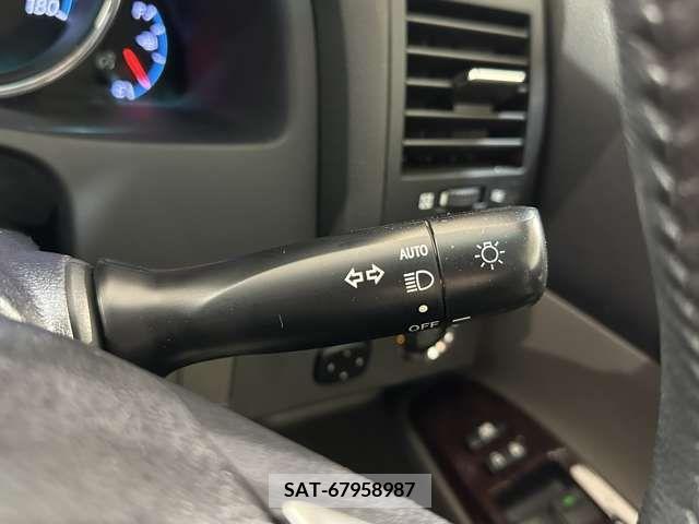 Toyota MARK X 2009-11 210298-14