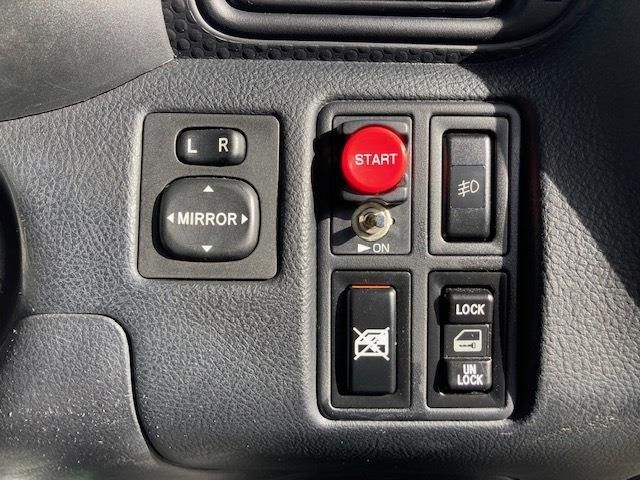 Toyota MR-S 2005-12 51-13