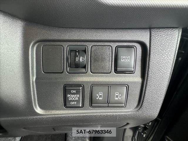 Nissan SERENA 2019-12 382151-28