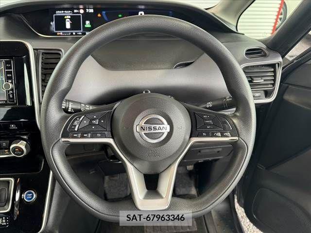 Nissan SERENA 2019-12 382151-6