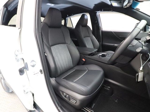 Toyota HARRIER 2021-06 9784-3