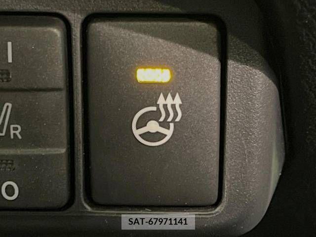 Toyota SIENTA 2021-09 341281-7