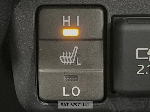 Toyota SIENTA 2021-09 341281-6
