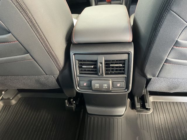Subaru FORESTER 2022-10 18376-20