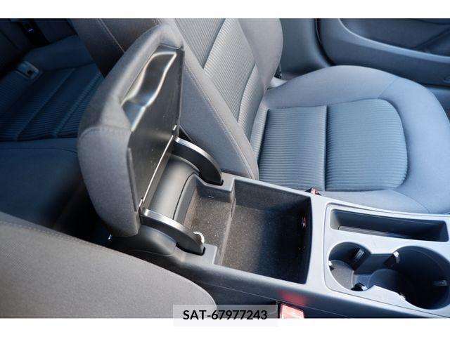 Audi A4 2015-04 356498-18