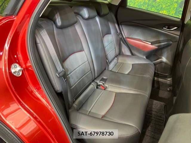 Mazda CX-3 2018-03 232210-9