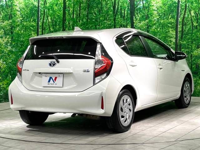Toyota AQUA 2017-10 14403-17