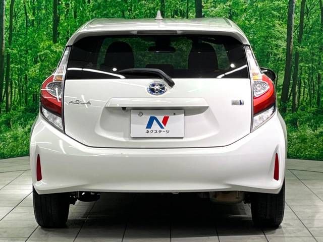 Toyota AQUA 2017-10 14403-15