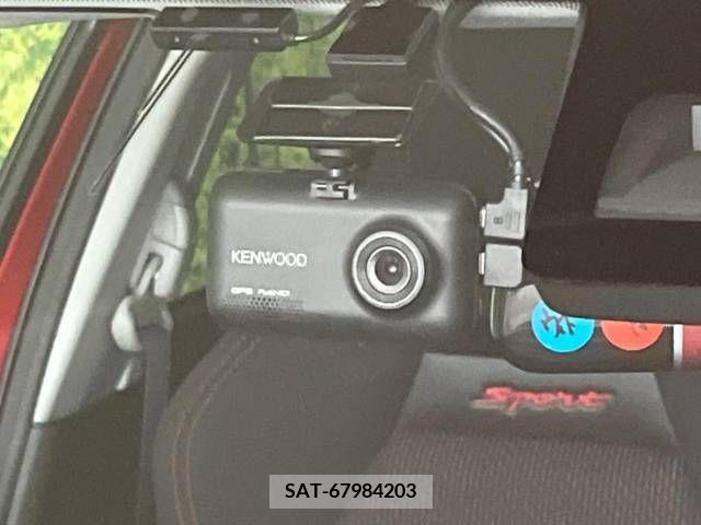 Suzuki SWIFT 2020-11 394388-5
