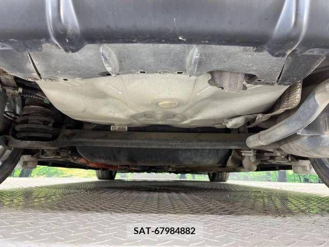 Toyota AQUA 2015-07 395657-19