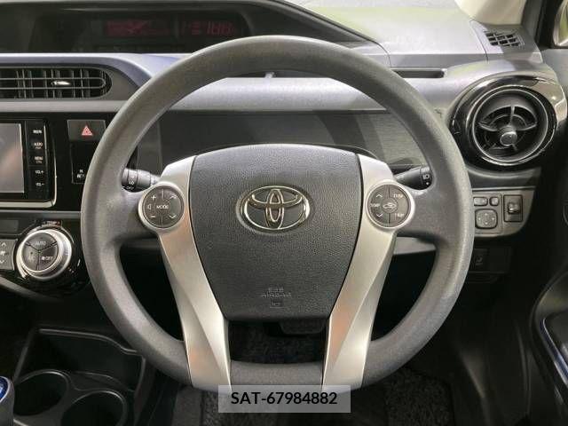 Toyota AQUA 2015-07 395657-11