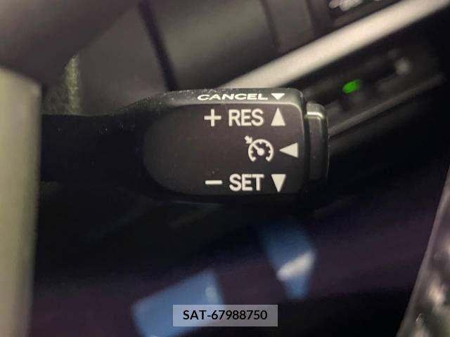 Toyota ESQUIRE 2017-10 297220-6