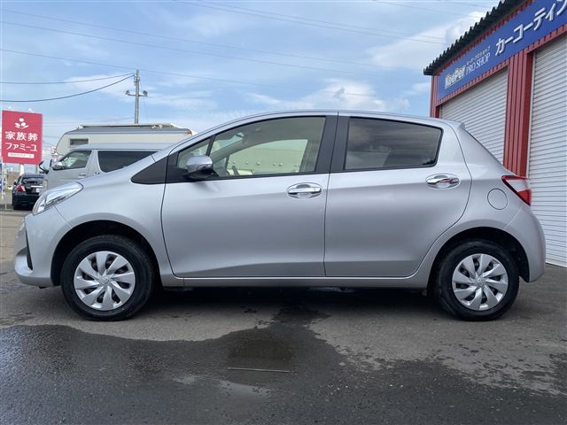 Toyota VITZ 2018-08 6201-3