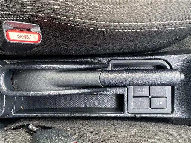 Toyota VITZ 2018-08 6201-28